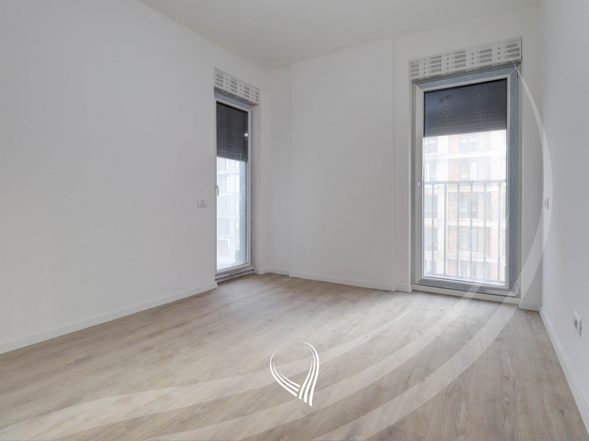 Apartamento con 3 habitaciones en venta en el barrio Prishtina e Re – Grand tower (8)