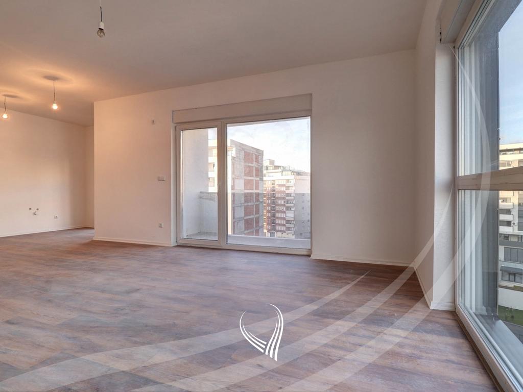 Apartamento de 3 habitaciones en venta en el barrio Mati 1 (2)