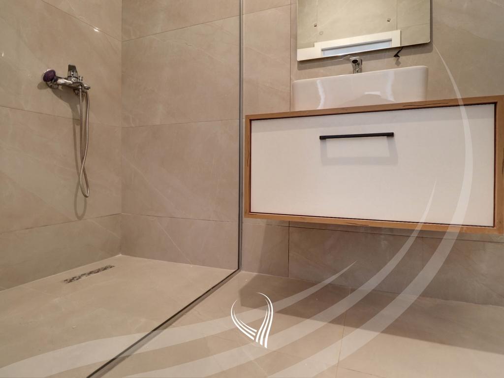 Appartement avec 2 chambres à vendre dans le quartier Mati 1 (8)