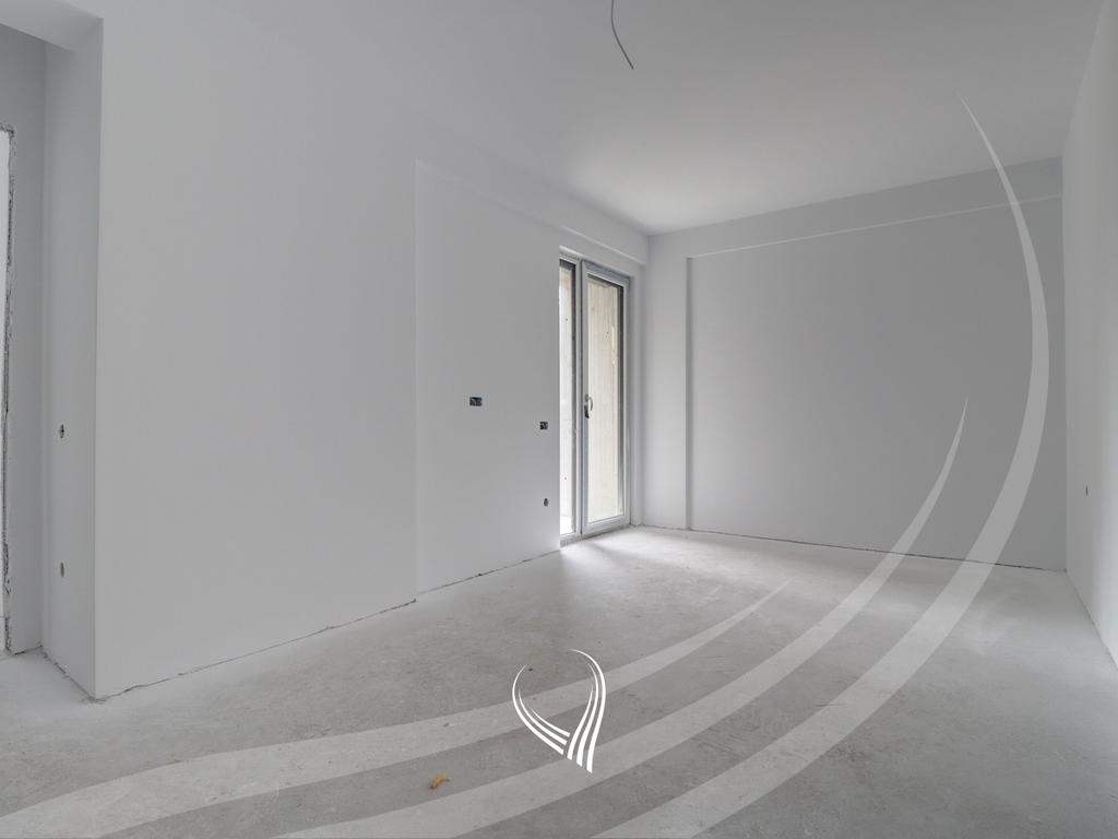 Appartement avec 3 chambres à vendre dans le quartier Prishtina e Re (8)