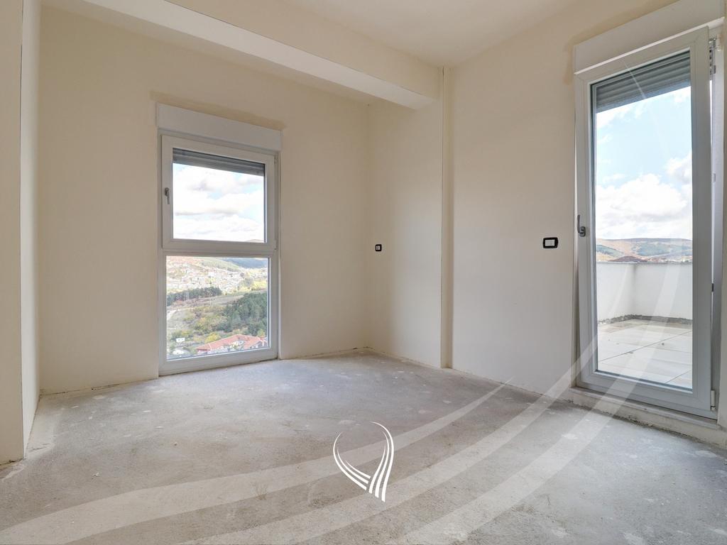 Attico con 4 camere da letto in vendita nel quartiere velania (5)