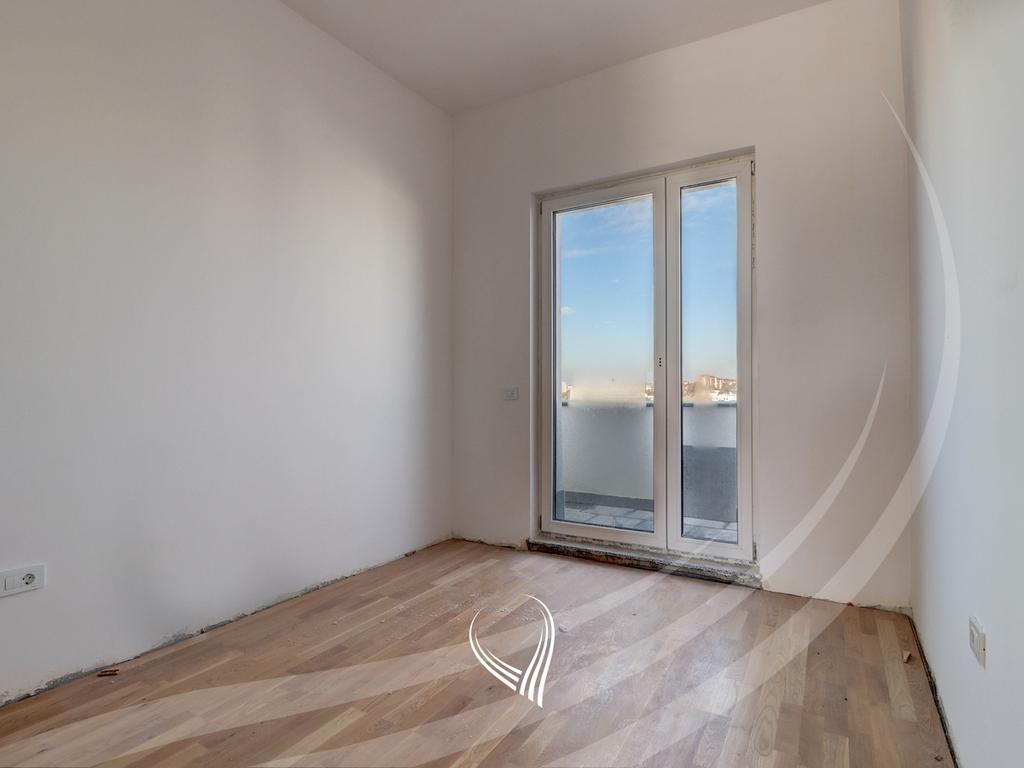 Attico con 4 camere da letto in vendita nel quartiere Mati 1 – Rruga a (4)