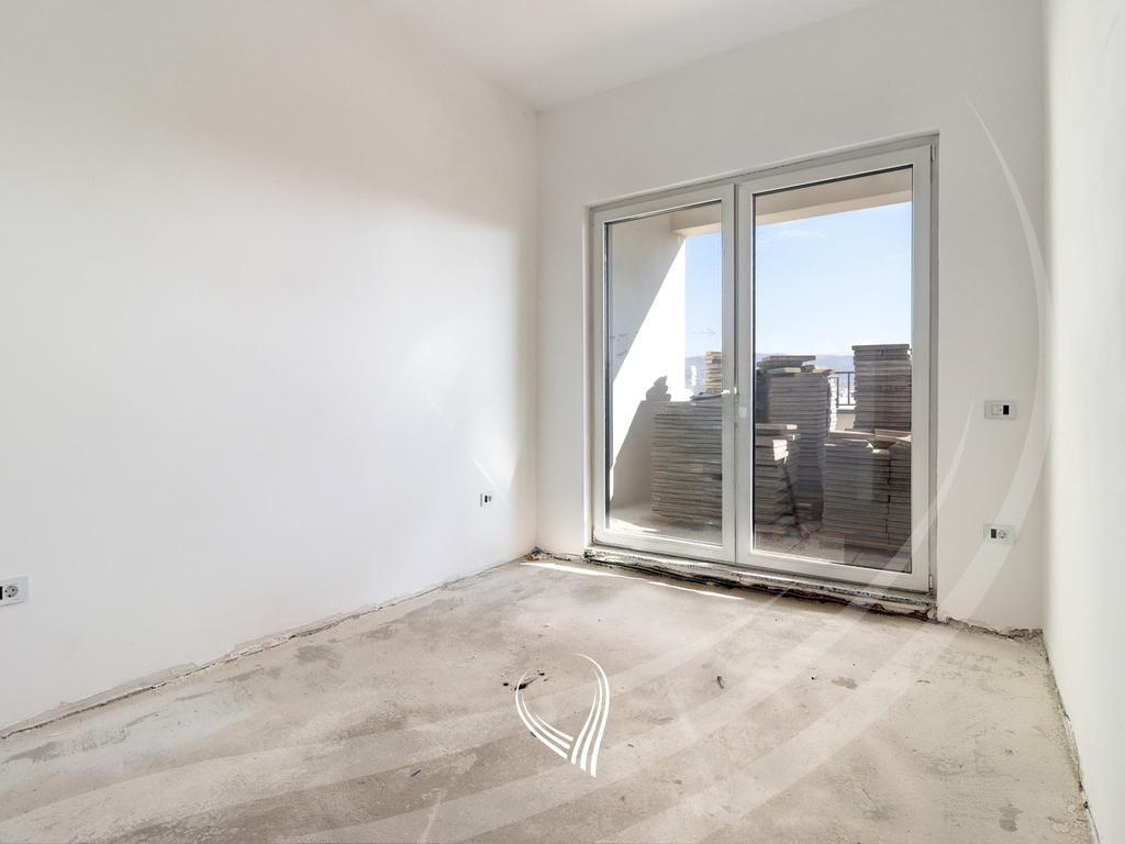 Penthouse com 3 quartos à venda no bairro Mati 1 – Rruga a (5)