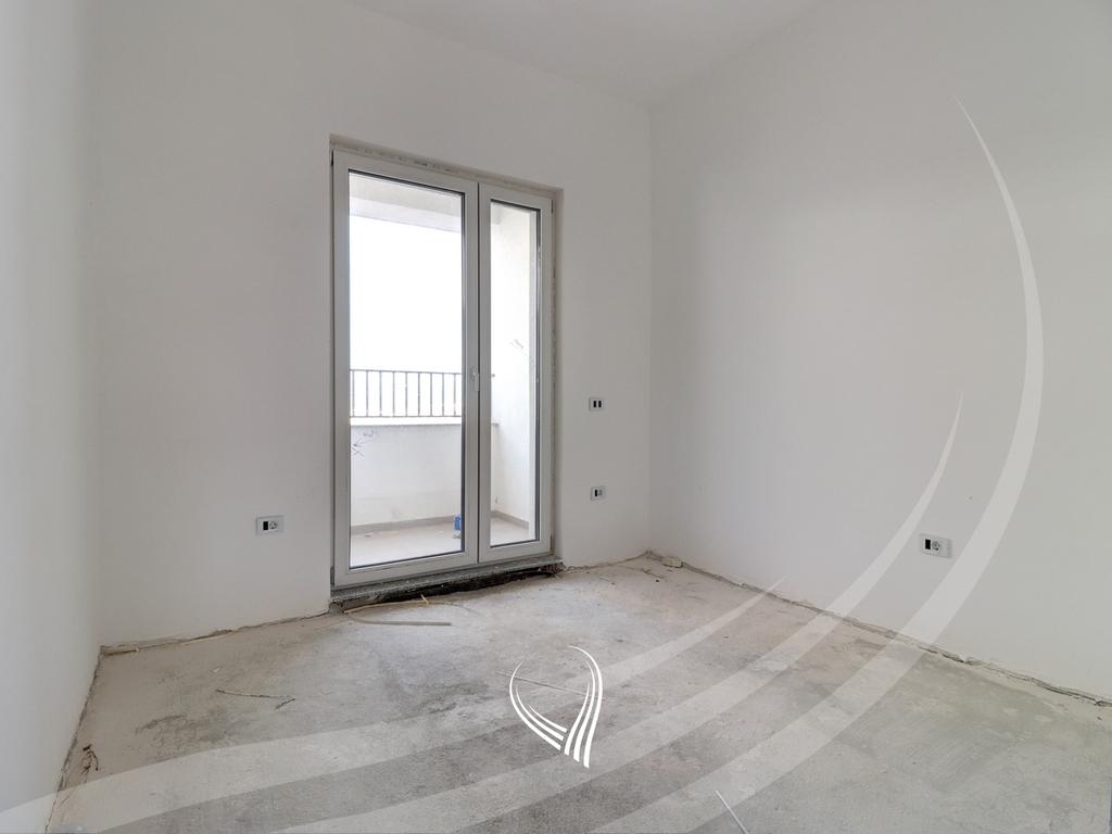 Penthouse com 3 quartos à venda no bairro Mati 1 – Rruga a (6)