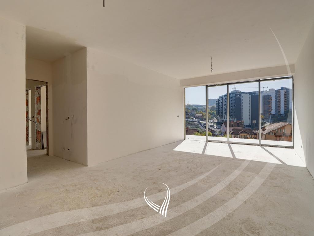 Apartamento con 3 habitaciones en venta en el barrio Mati 1 – Rruga a (2)