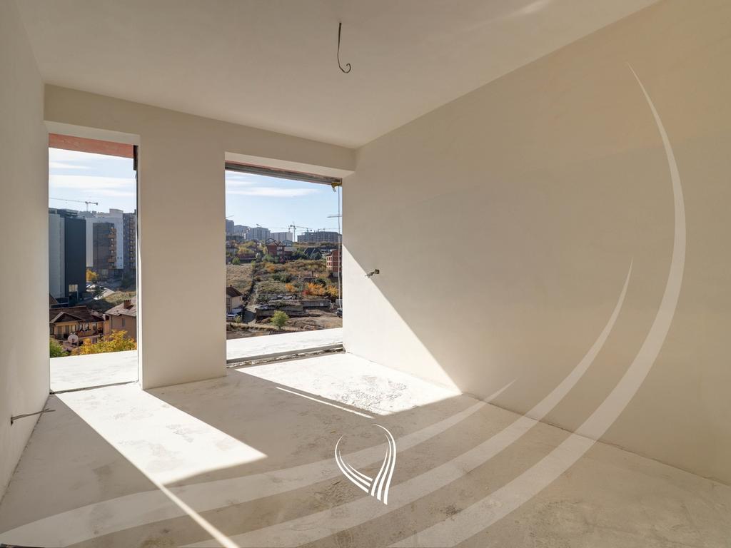Apartamento con 3 habitaciones en venta en el barrio Mati 1 – Rruga a (5)