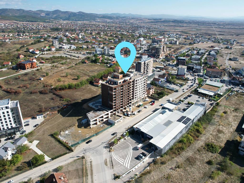 Local de 1.188,40 metros cuadrados en venta en el barrio Prishtina e Re (4)