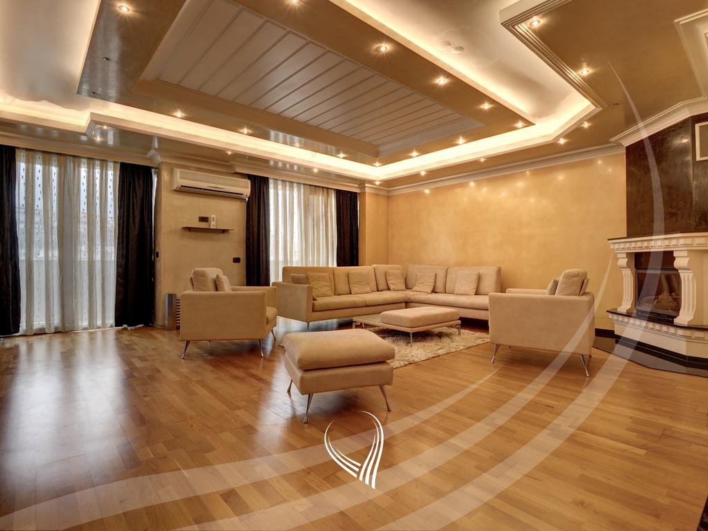 Apartment with 3 bedrooms for rent in Tophane neighborhood