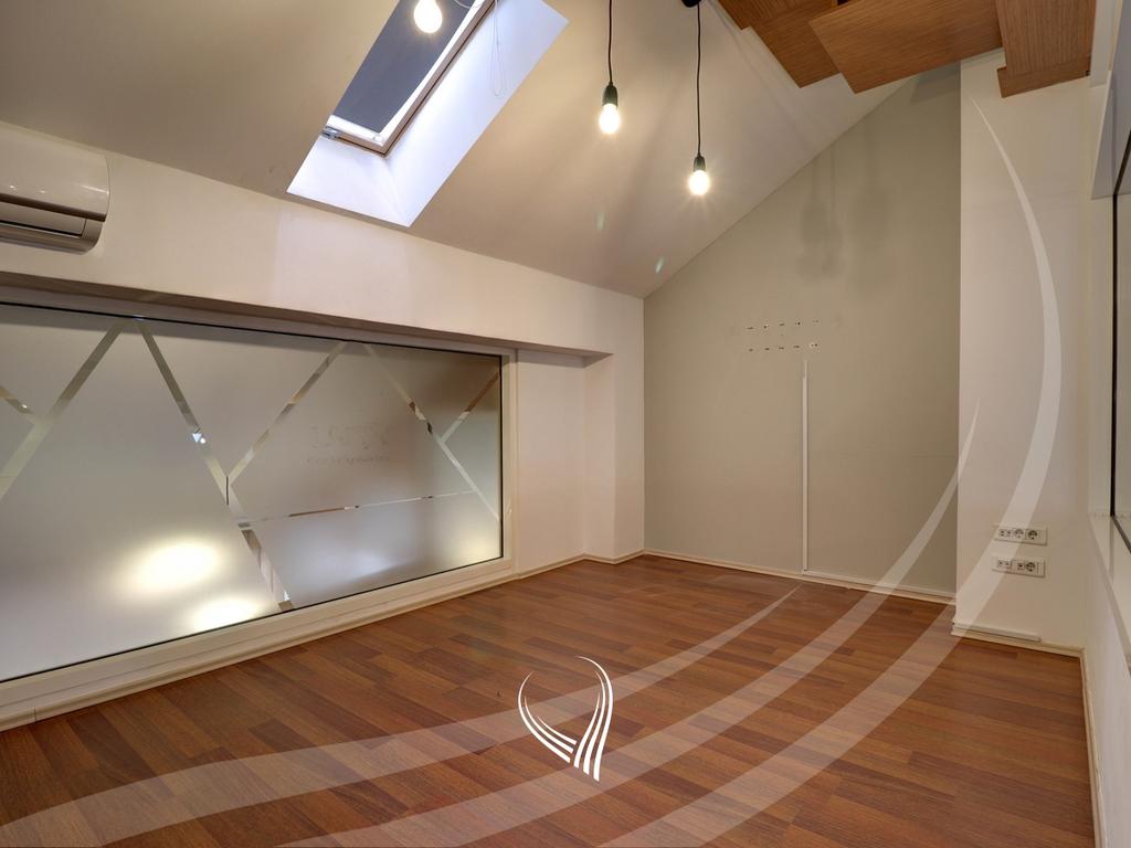 Ufficio di 203 m² + 60 m² di terrazza in affitto nel quartiere dodona (6)