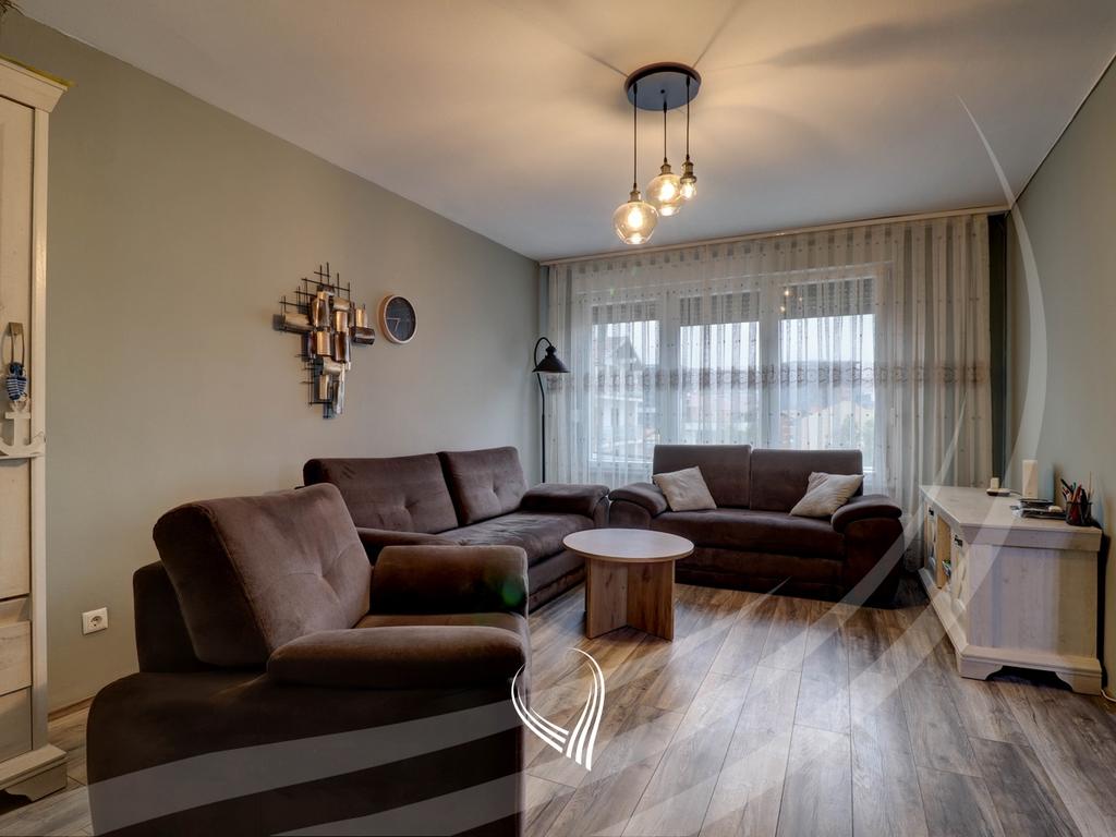 Apartamento con 2 habitaciones en alquiler en el barrio Pejton (2)