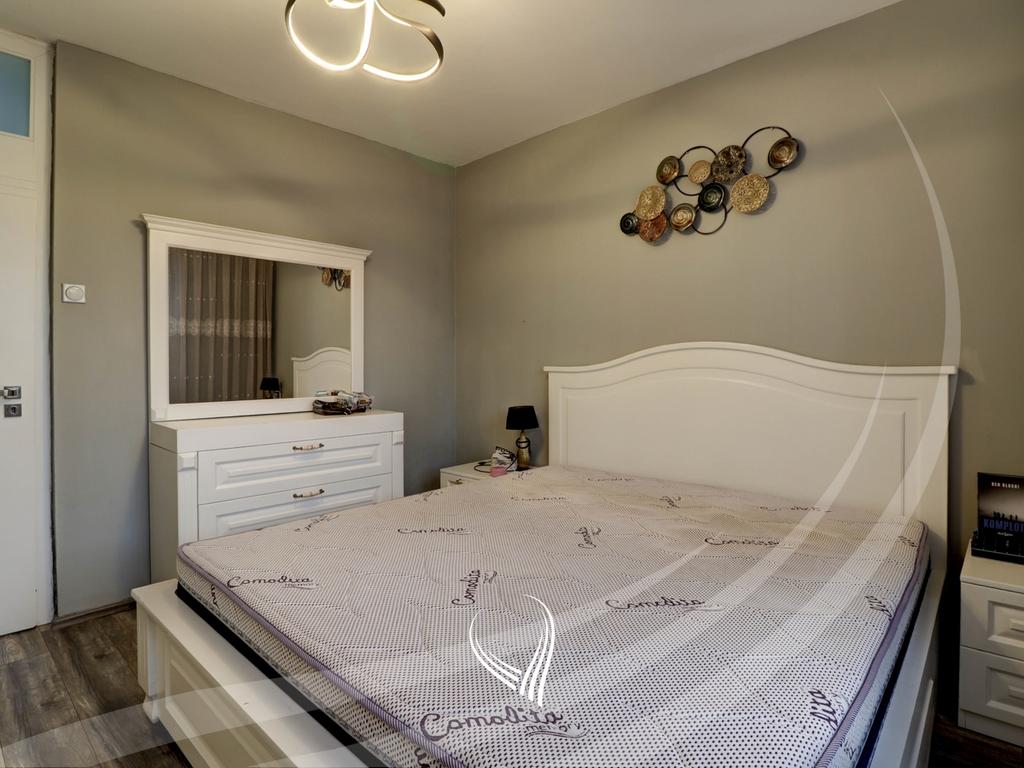 Apartamento con 2 habitaciones en alquiler en el barrio Pejton (7)
