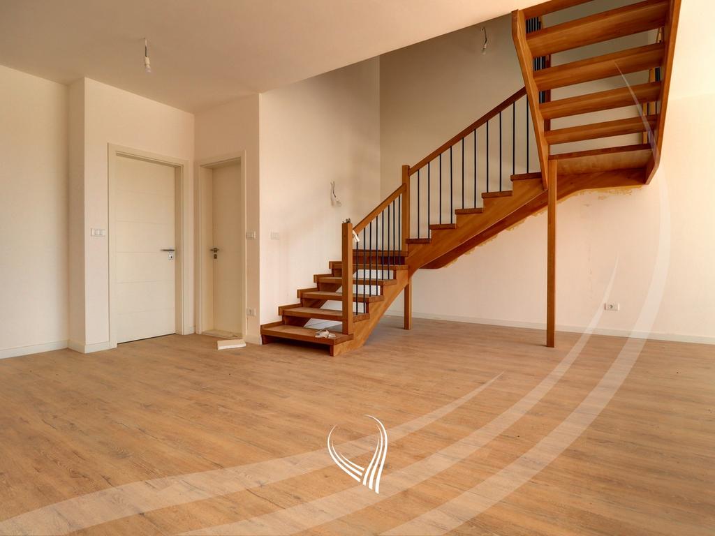 Dúplex de 181.5 metros cuadrados en venta en el barrio Mati 1 – Kodrina (3)