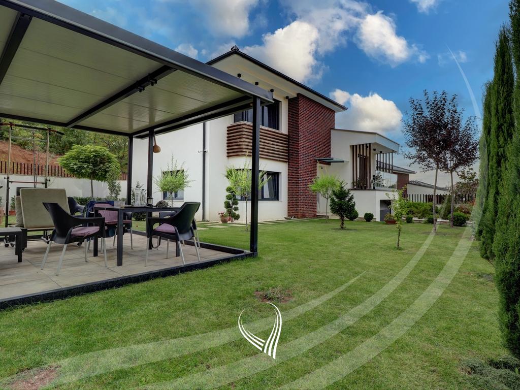 Casa con 4 dormitorios en alquiler en el barrio sofalia hills
