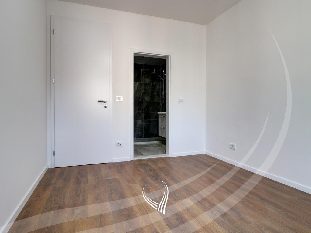 Büro mit 3 arbeitsräumen zur miete im stadtteil Mati 1 (4)