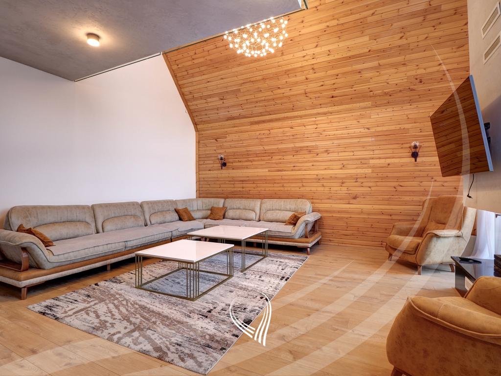 Villa de 200 metros cuadrados en venta en brezovicë