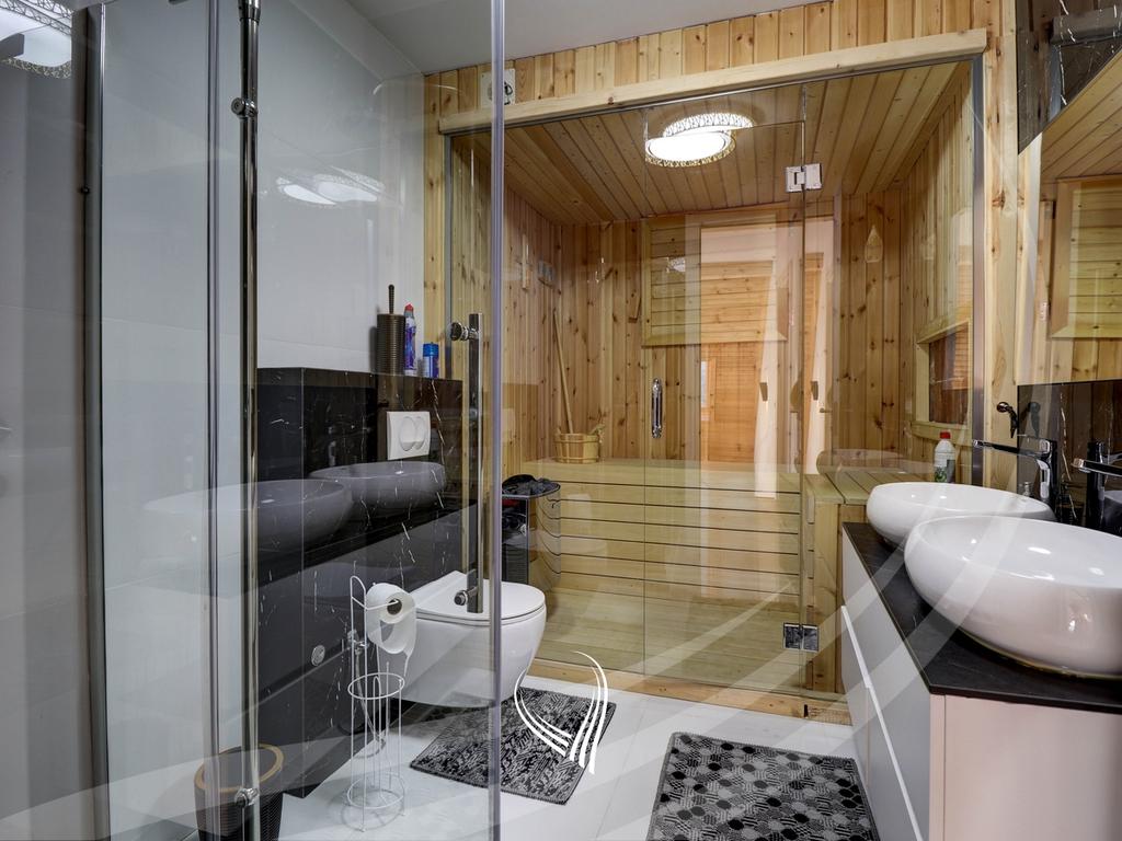 Villa de 200 metros cuadrados en venta en brezovicë