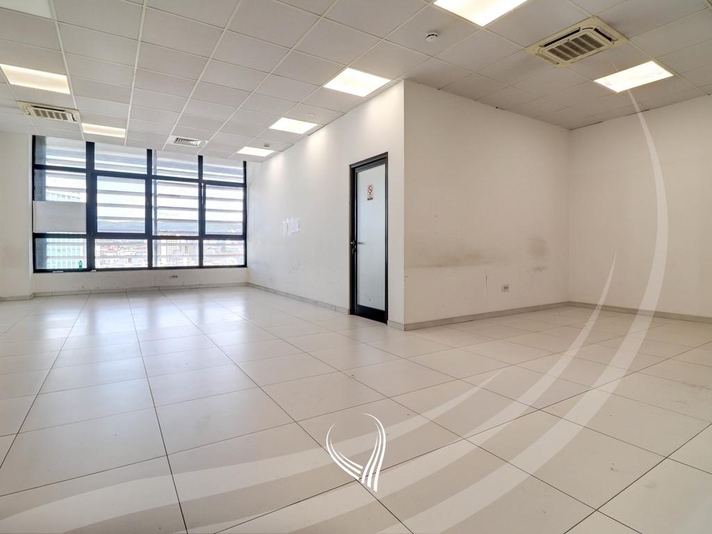 Spazio commerciale per ufficio di 512 metri quadrati in affitto nel quartiere Lakrishtë – Complesso ramiz sadiku (3)