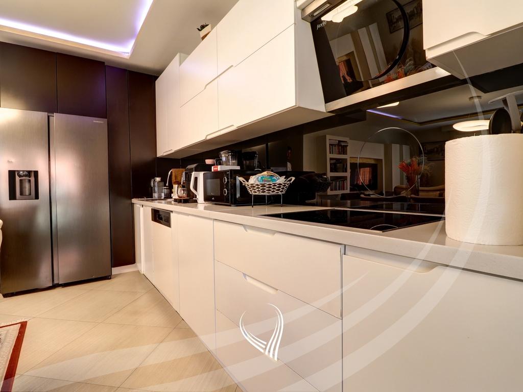 Penthouse me 4 dhoma gjumi në shitje në lagjen Mati 1 (6)