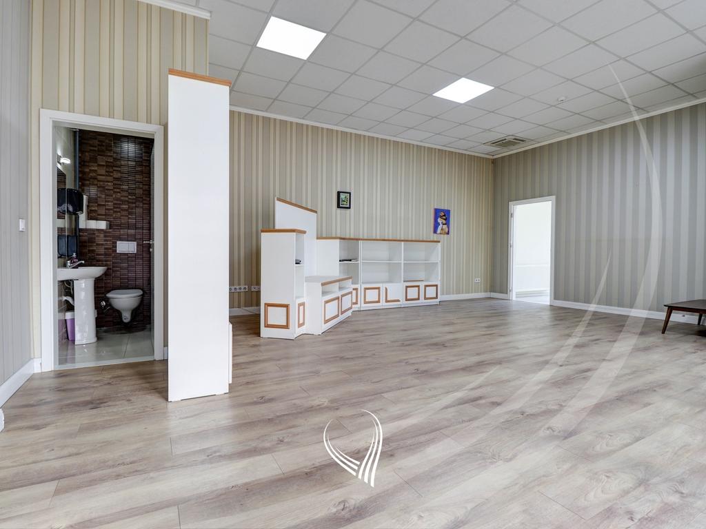 Espaço comercial de 71,23 m² à venda no bairro Aktash – Prishtina stars (3)