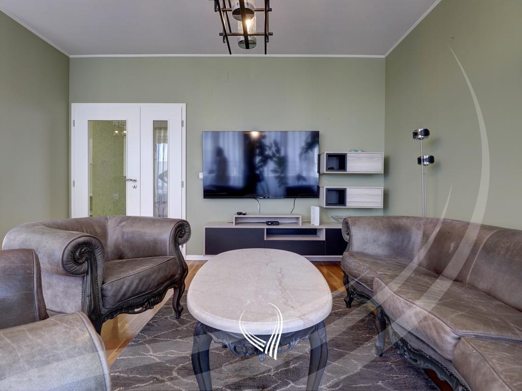 Ático dúplex de 290 metros cuadrados en venta en el barrio Aktash – Prishtina stars (4)