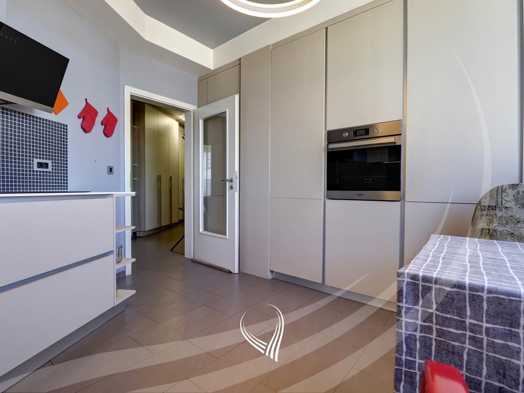 Ático dúplex de 290 metros cuadrados en venta en el barrio Aktash – Prishtina stars (8)