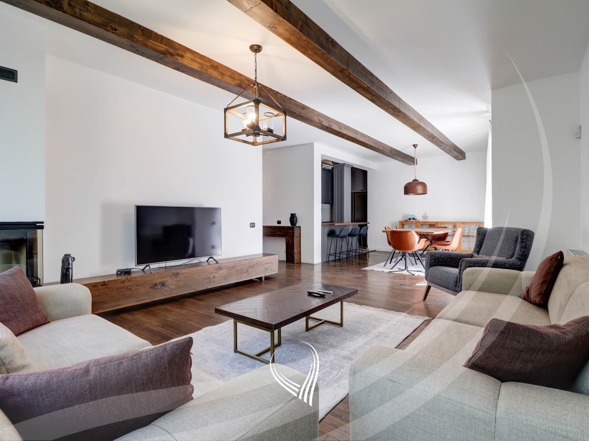 Casa con 4 camere da letto in affitto nel quartiere swiss village