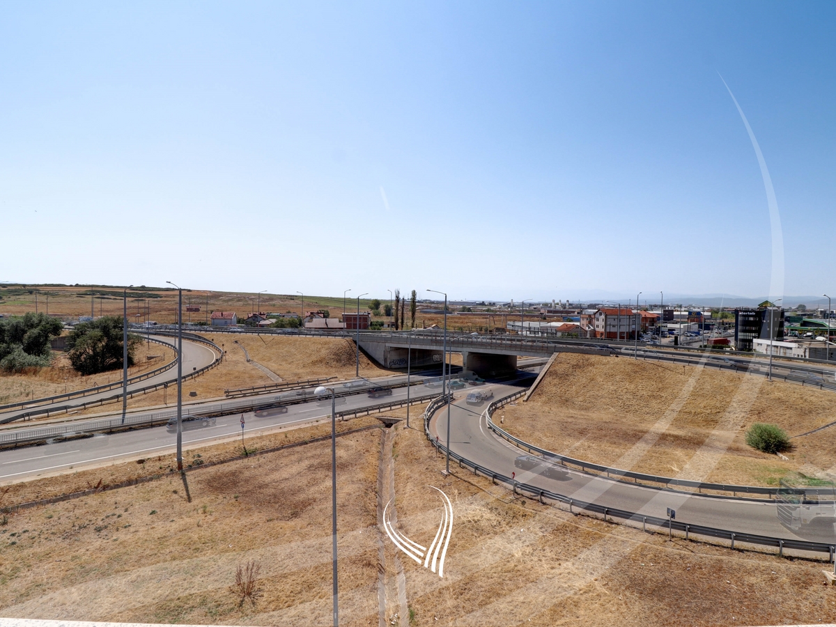 Imóvel de 2.200 metros quadrados para alugar em bresje – Fushë Kosovë