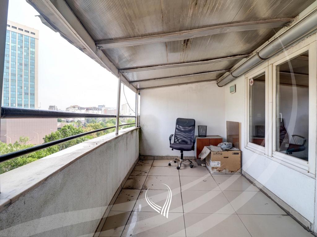 Bureau avec 3 pièces pour travailler à louer dans le quartier Pejton (7)