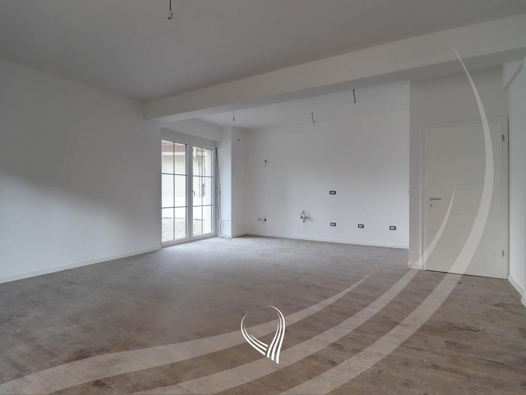 Apartamento de 141 m² + 95,08 m² de terraza en venta en el barrio Tophane - orhidea (3)