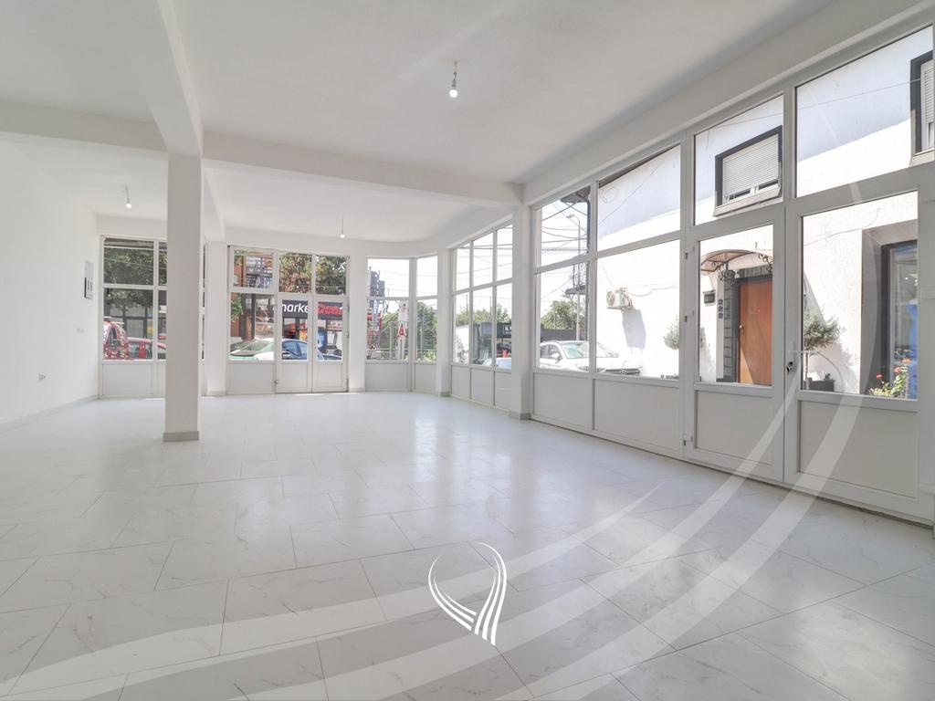 Locale di 120 metri quadrati in affitto nel quartiere muhaxherëve (4)