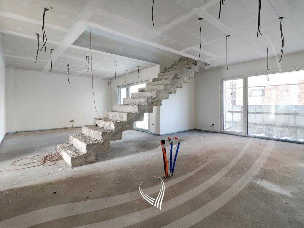 Casa com 4 quartos à venda em Çagllavicë – Bairro artë 2 (3)
