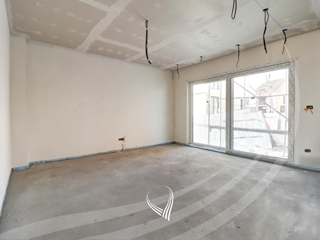 Casa com 4 quartos à venda em Çagllavicë – Bairro artë 2 (5)