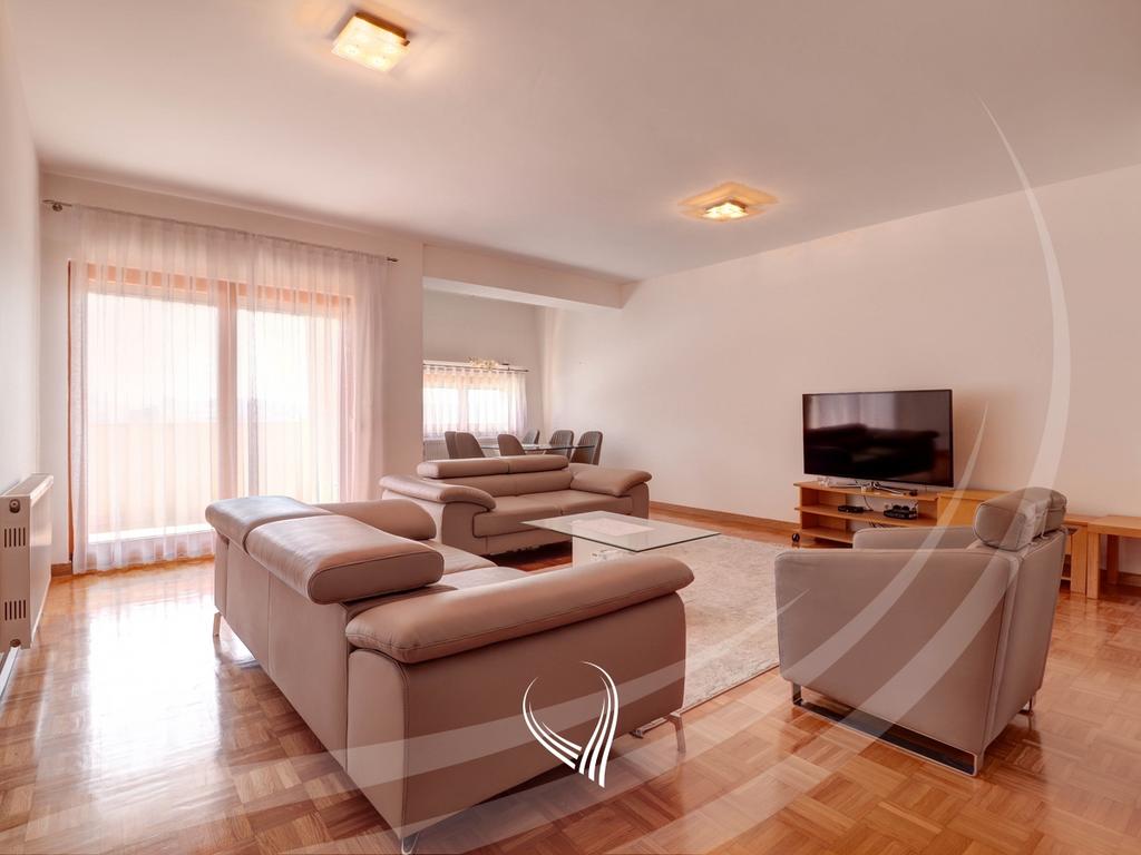 Apartment with 3 bedrooms for rent in Arbëria – Dragodan