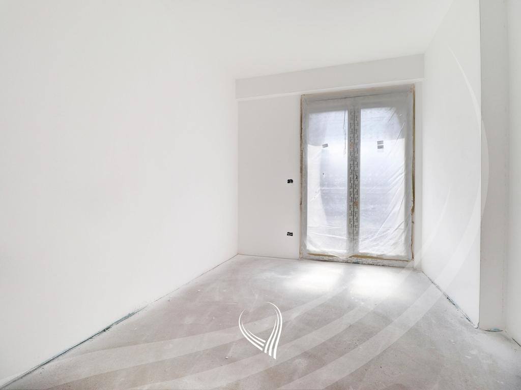 Attico di 265,97 metri quadrati in vendita nel quartiere Aktash - mileniumi residence (3)
