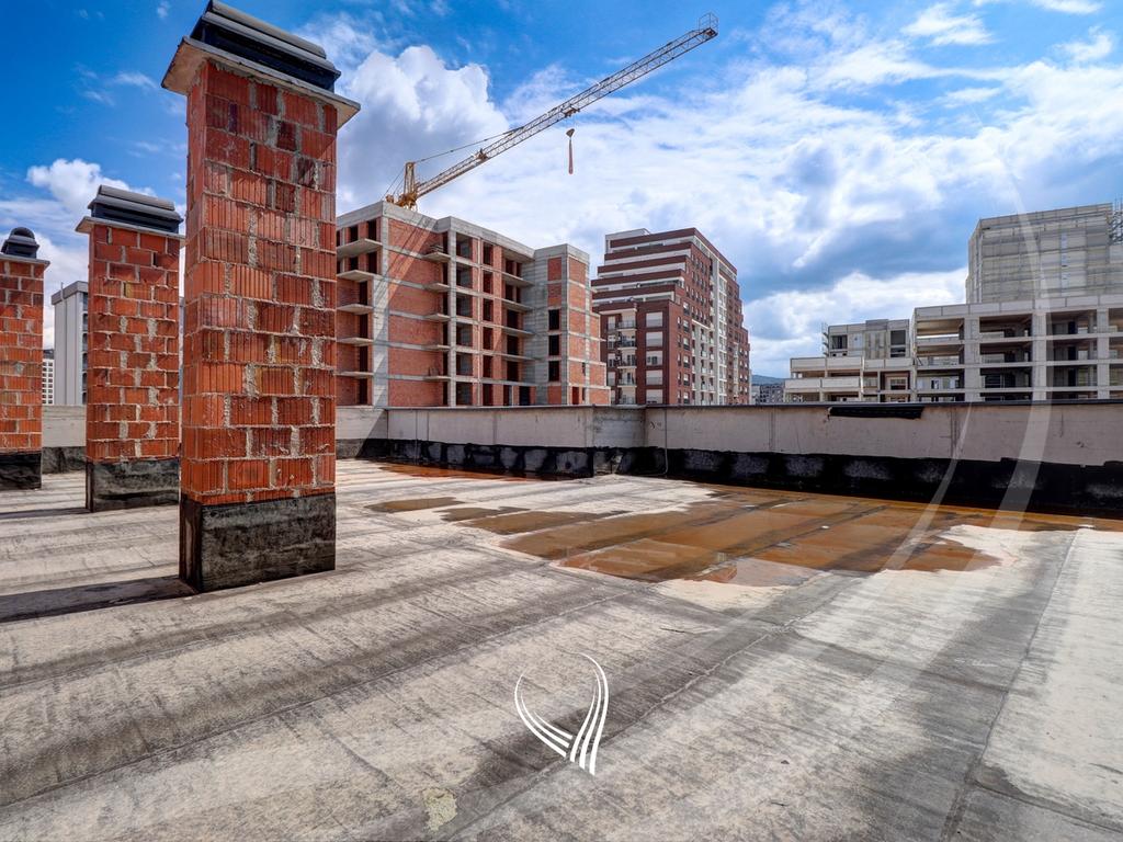 Attico di 265,97 metri quadrati in vendita nel quartiere Aktash - mileniumi residence (8)