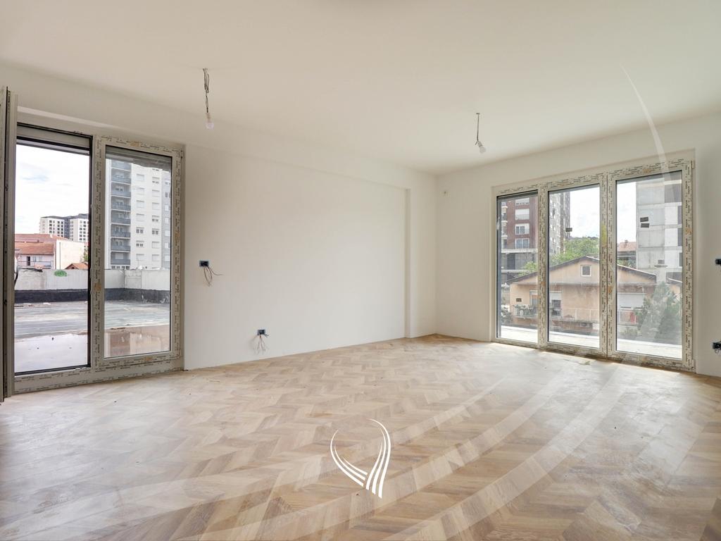 Apartamento com 3 quartos à venda no bairro de Aktash - mileniumi residence (2)