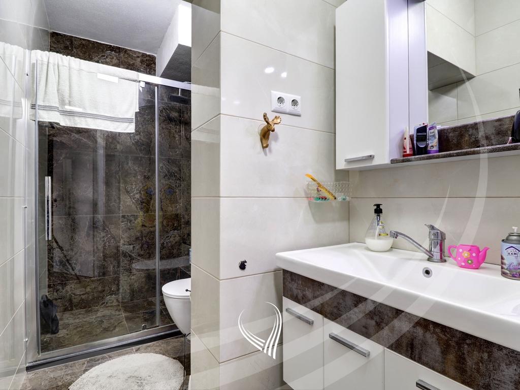 Apartamento com 2 quartos para alugar no bairro de Ulpiana (8)