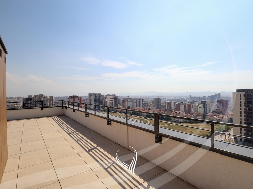Attico di 234 metri quadrati in vendita nel quartiere velania – Puhiza 3