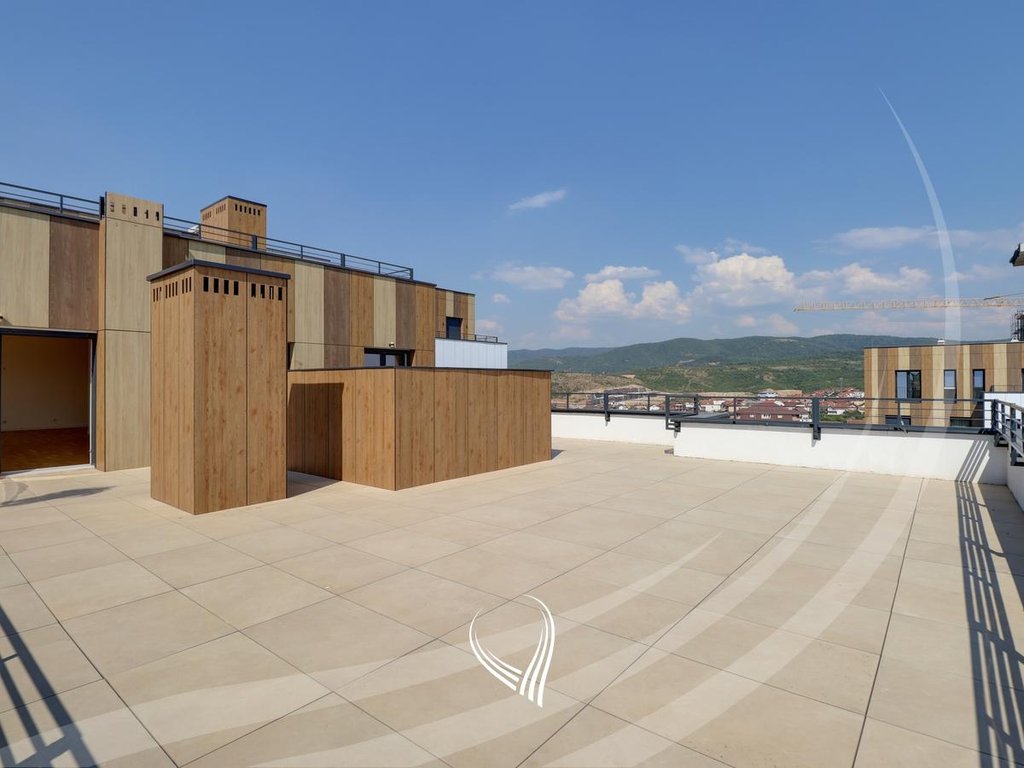 Attico di 234 metri quadrati in vendita nel quartiere velania – Puhiza 3