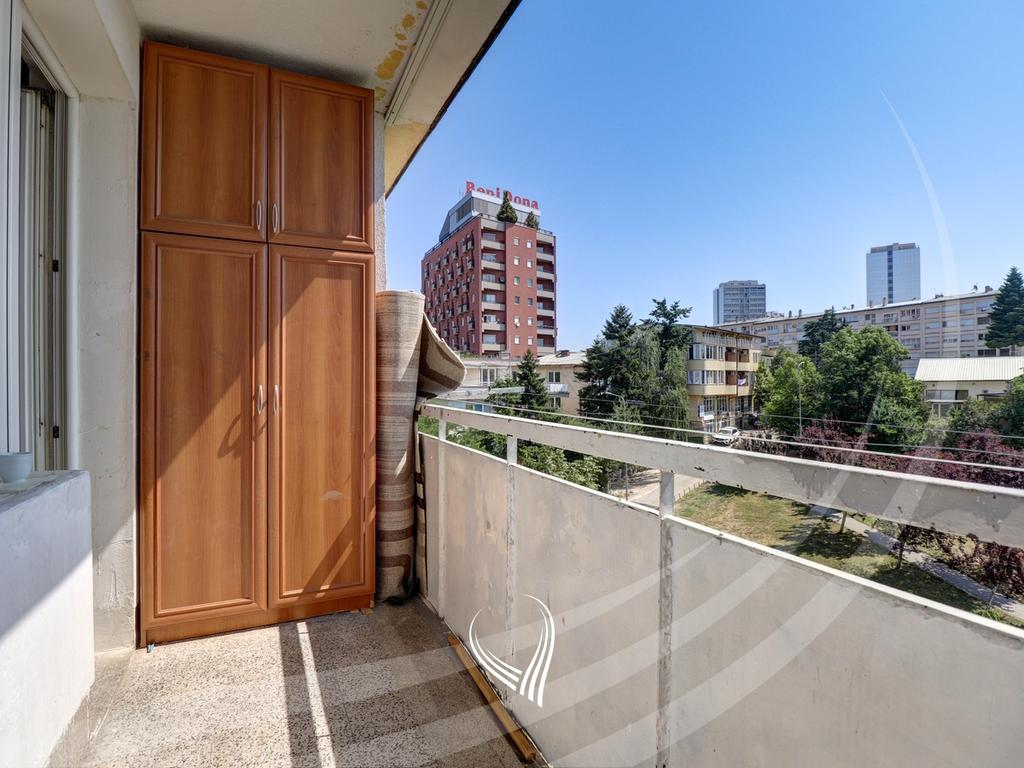 Apartamento de 1 habitación en venta en el barrio de Ulpiana (8)
