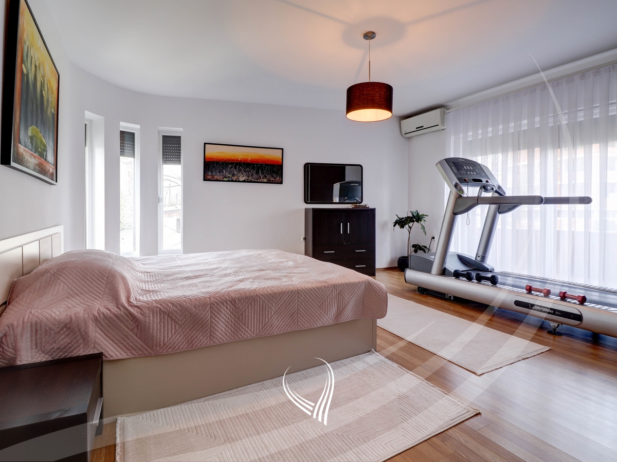 Casa con 5 habitaciones en venta en el barrio de hajvalia (7)