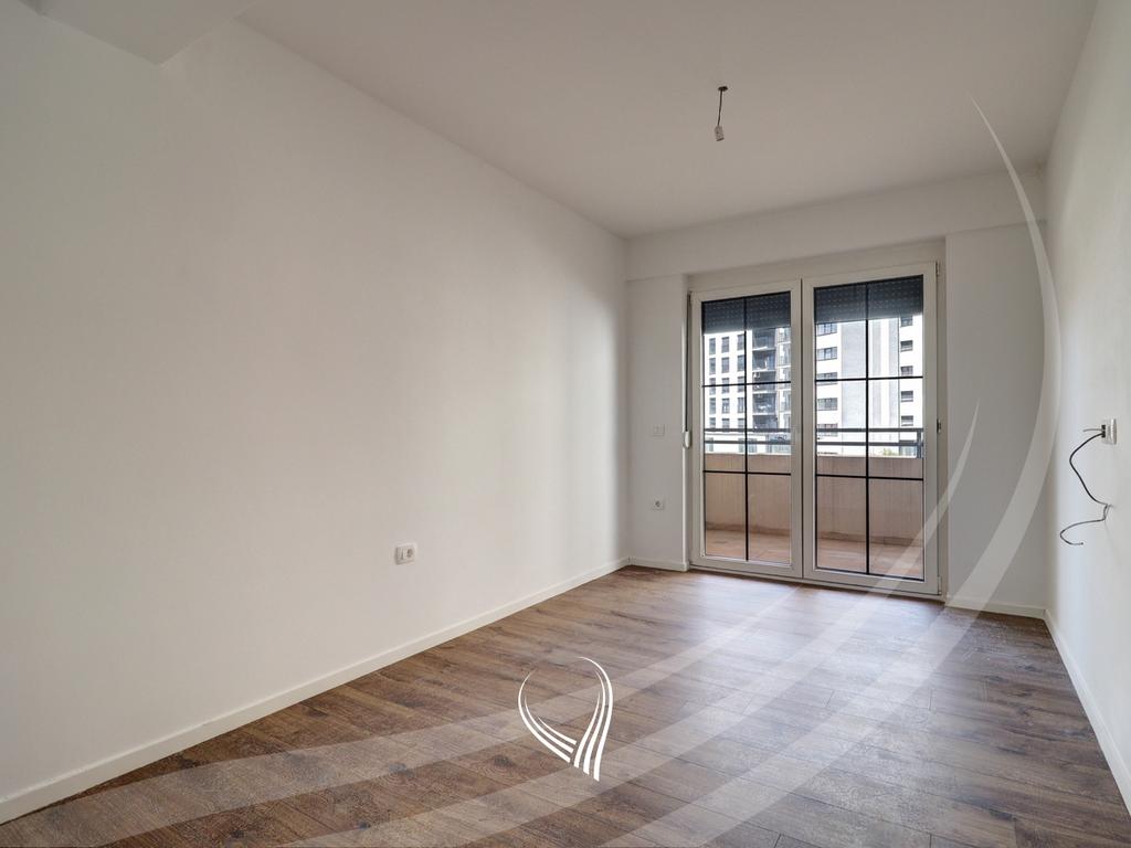 Office 133 sqm + 58 sqm terrace for rent in Tophane – Orhidea (4)
