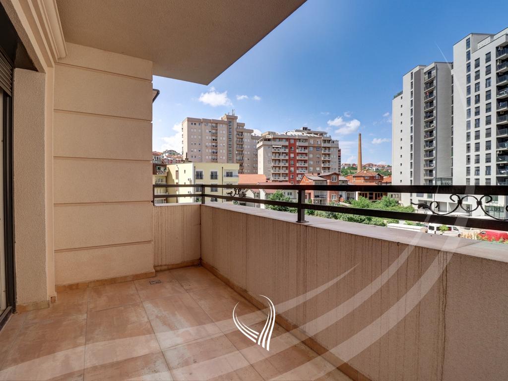 Office 133 sqm + 58 sqm terrace for rent in Tophane – Orhidea (7)