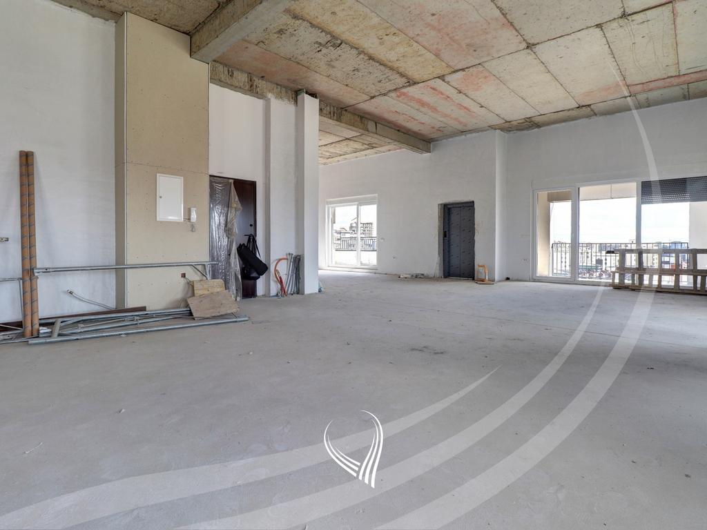 Attico di 390 metri quadrati in vendita nel quartiere Mati 1 – Rruga c (5)