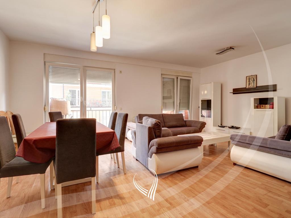 Apartamento com 3 quartos à venda no bairro Arbëria – Dragodan (2)