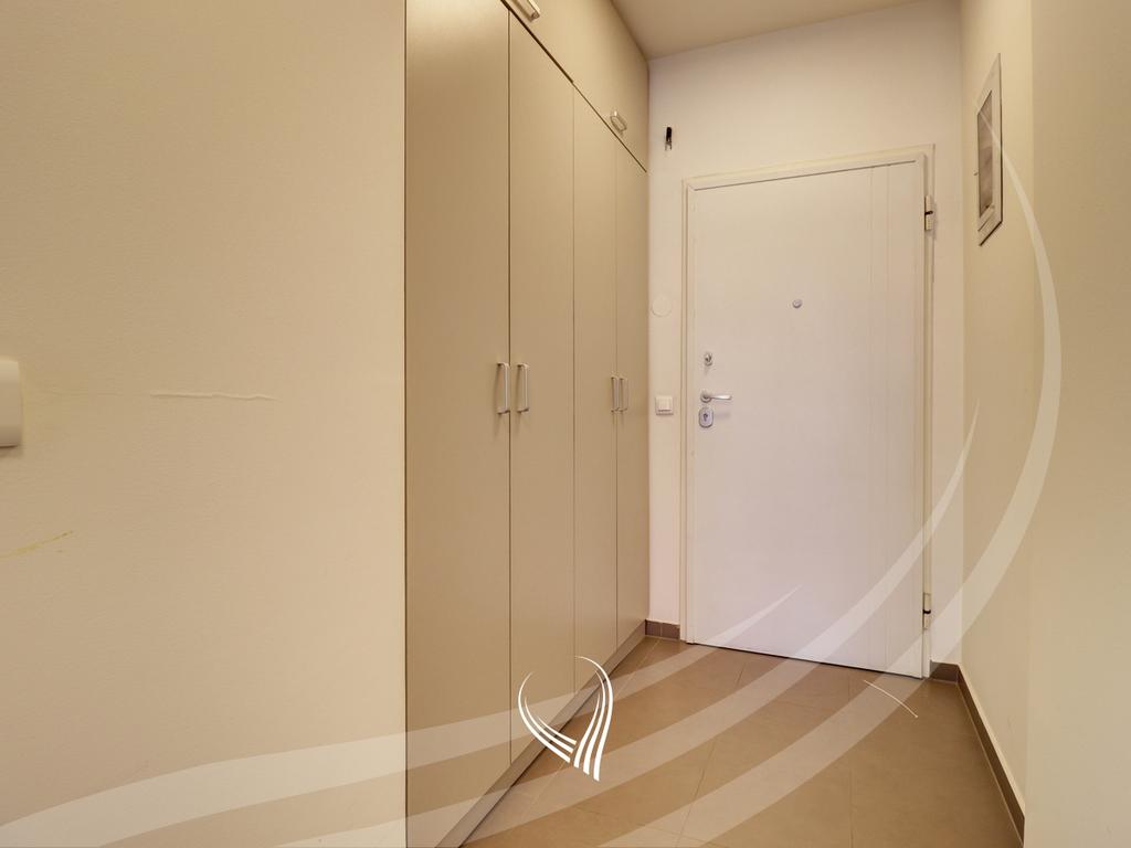 80 quadratmeter büro zur miete im stadtteil Mati 1 (7)