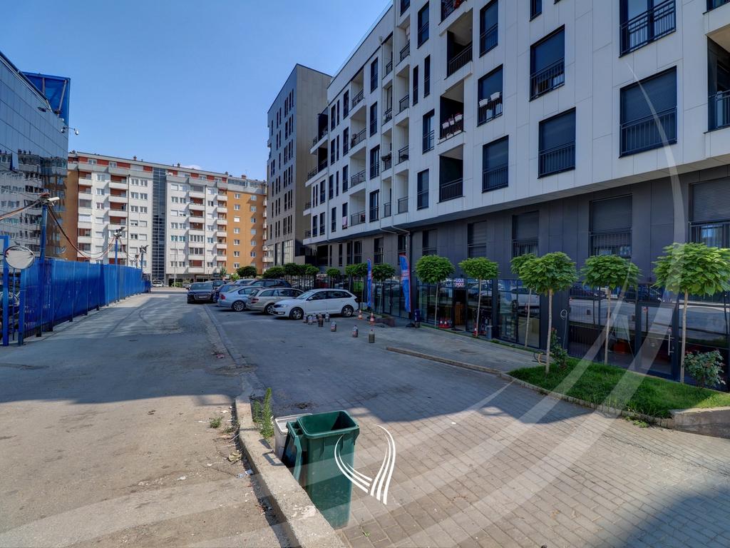 95 quadratmeter laden zum verkauf im stadtteil Arbëria-dragodan (4)