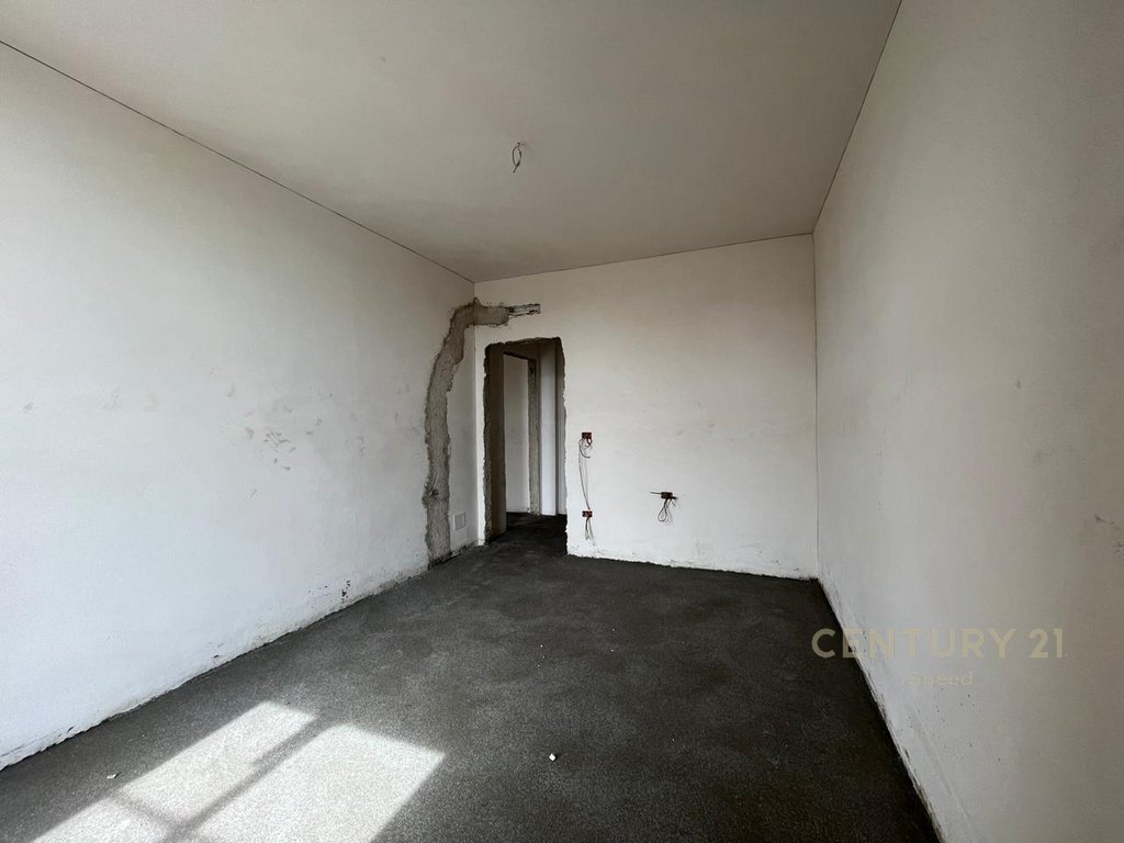 Apartamento à venda 2+1+2 em ali dem!!