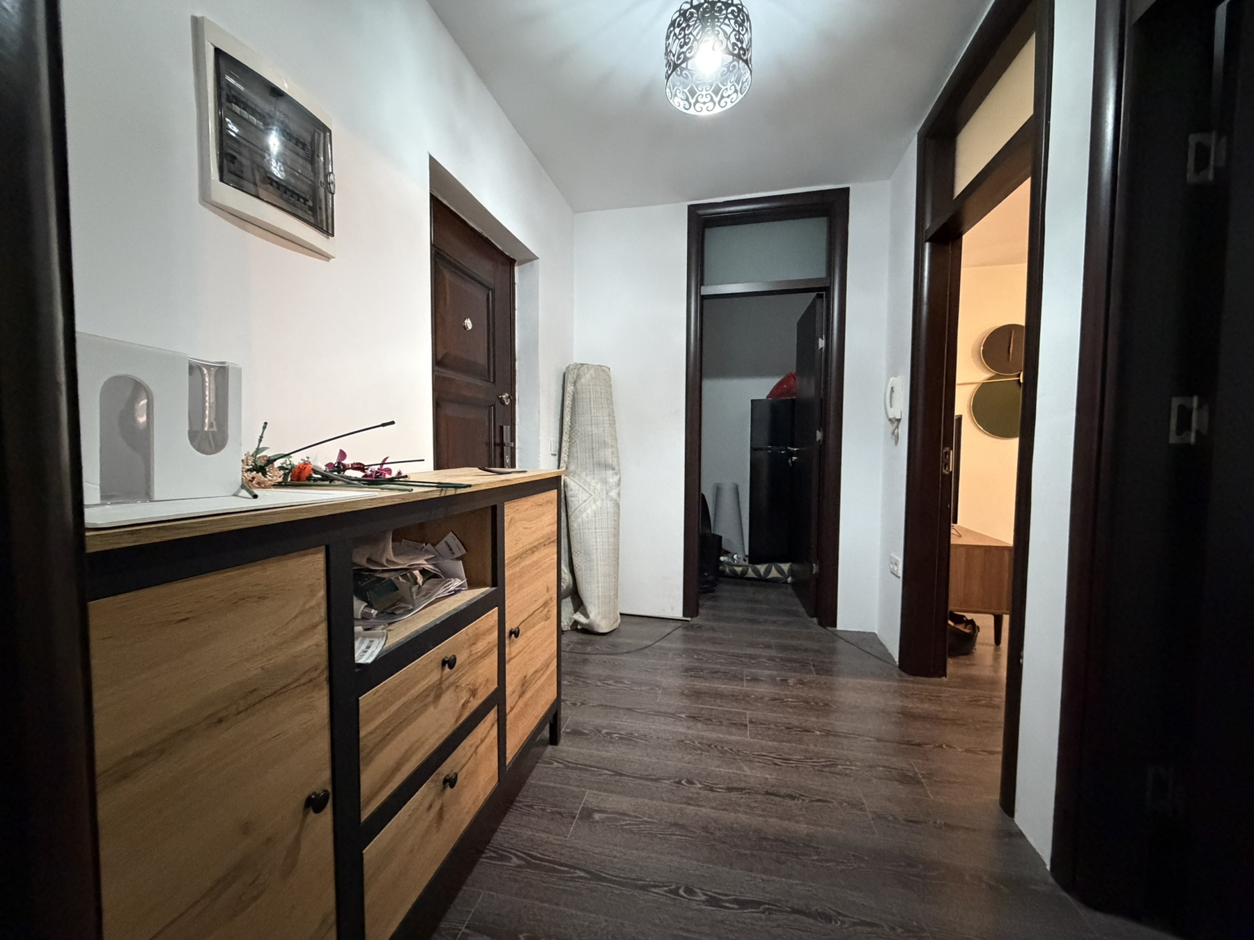 Shitet banesa në Arbëria 3 (2)