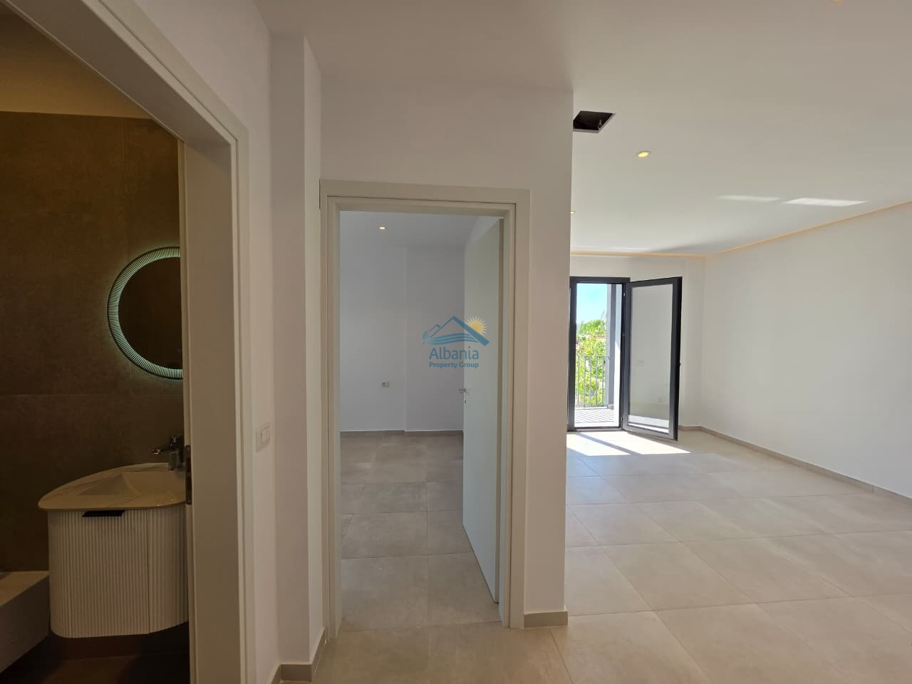 Apartament luksoz për shitje në Vlorë shqipëri (6)
